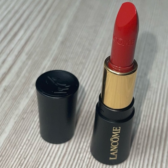‼️2 for $20‼️NEW‼️Lancome French Touch 196 L'ABSOLU ROUGE CREAM LIPSTICK - Picture 2 of 9